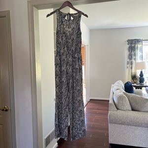 LOFT light weight jumpsuit. Black and white, XS. Received tons of compliments!
